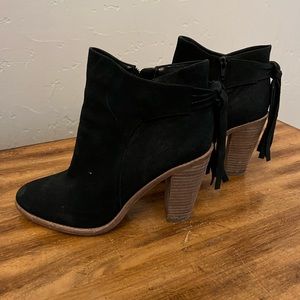 Vince Camuto Shoes Vince Camuto Fianna, Tassle Suede Booties